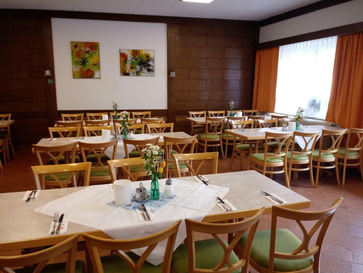Weinhotel Rieder Poysdorf Eksteriør billede